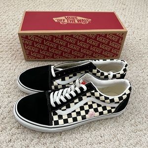 Men’s Vans old school checkerboard sneakers size 13